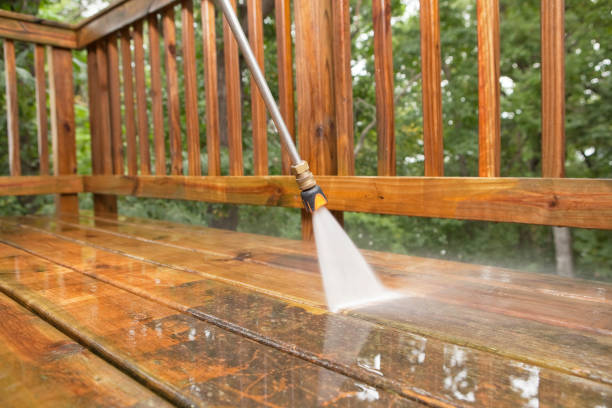 Best Gutter Cleaning  in Weedpatch, CA